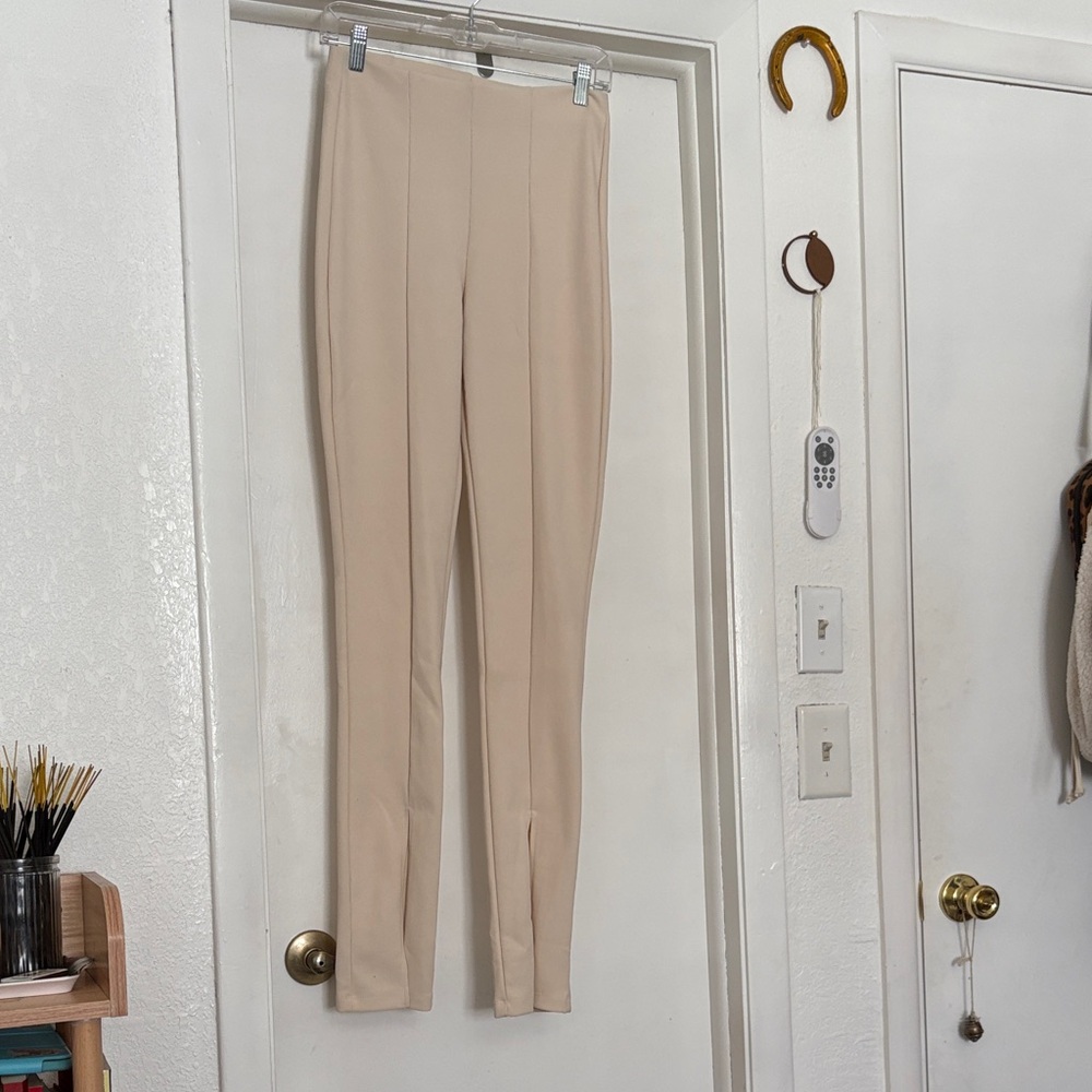 Zara Slim Beige High-Rise Skinny Pants